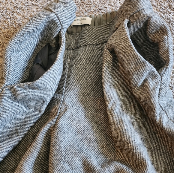 Aritza-Babaton Wool/Silk Capri Pants - Picture 4 of 5